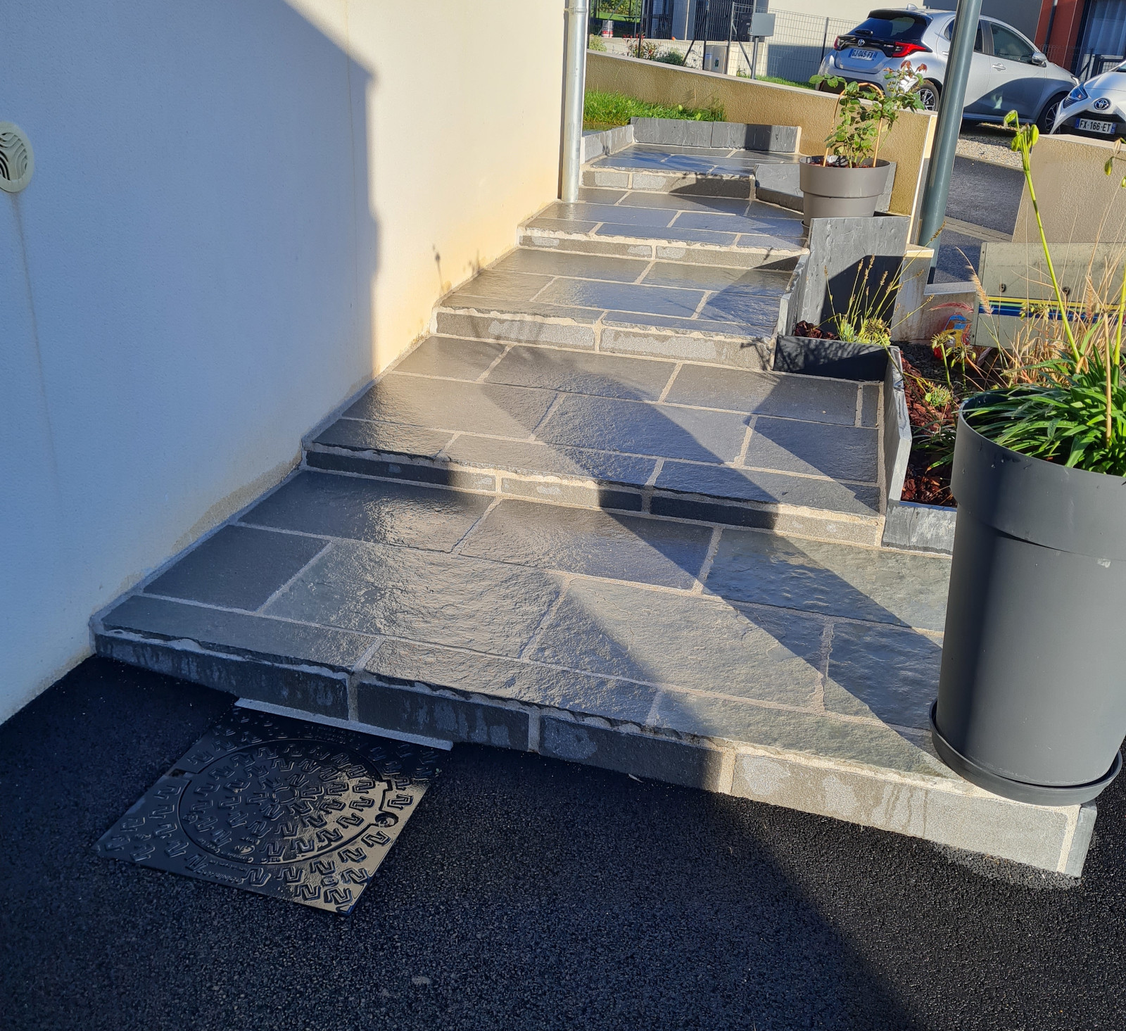 Lotissement à Liffré : escalier en grès